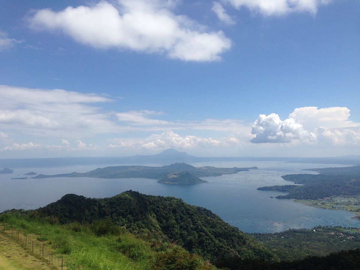 Taal Vista, Tagaytay