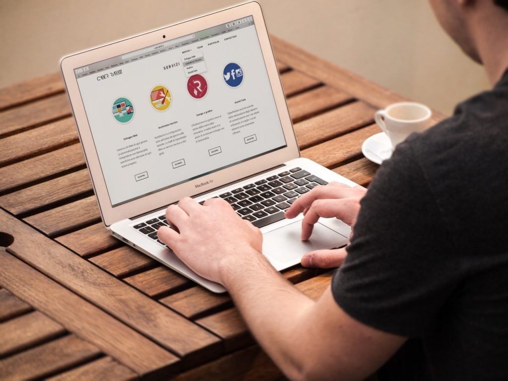 linkage web development